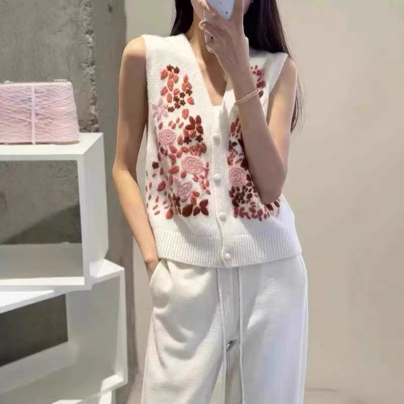 2025春秋新款V领宽松刺绣山羊绒马甲小香风气质百搭软糯保暖毛衣,女装/女士精品,羊绒衫,淘宝优惠券,粉丝福利购,淘宝优惠卷