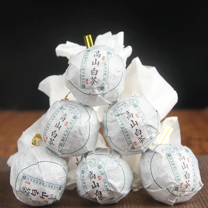 临沧大雪山云南白茶月光白茶大叶种龙珠小粒装白茶茶叶500克包邮