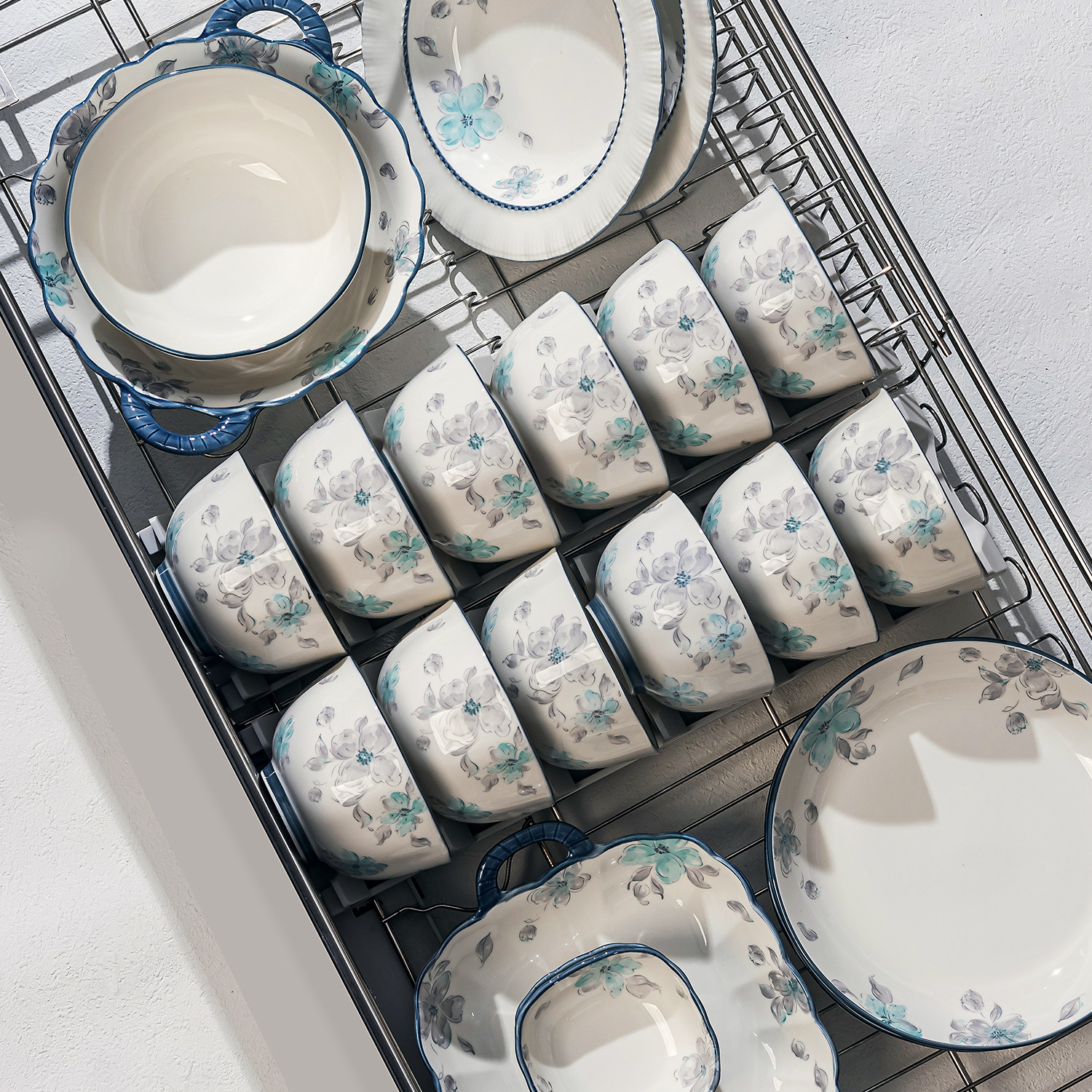 碗套装家用2025新款高颜值釉下彩陶瓷碗碟碗盘餐具乔迁新婚礼物,餐饮具,碗,淘宝优惠券,粉丝福利购,淘宝优惠卷