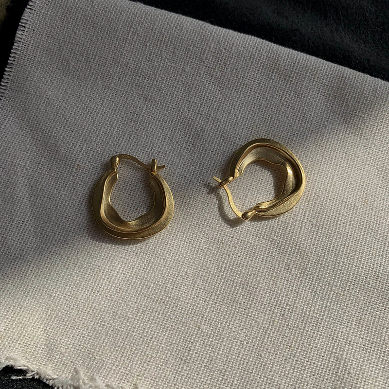 摩洛哥风情 气质线条金色不规则耳扣通体925纯银小众复古耳环高级