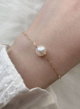 喜欢了好几年一款精致珍珠手链