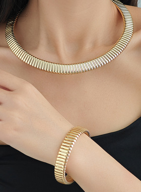 欧美跨境金属风个性蛇骨手链项圈夸张开口设计手饰宽边竖纹项饰