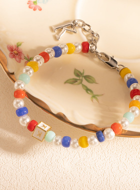 甜美小清新彩色字母K串珠手链 多巴胺可爱简约小众设计感气质手饰