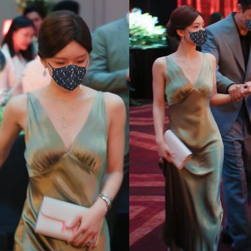 V领吊带A摆连衣裙女露背礼服裙