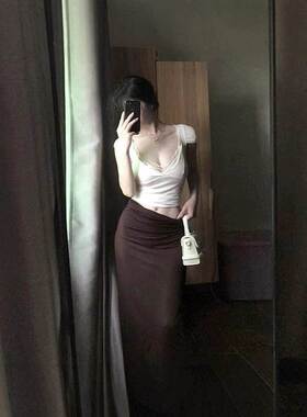 Short sleeved top and skirt set低领短袖上衣斜兜长款半身套装