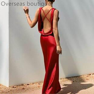 Dress with buttocks wrapped skirt交叉露背收腰连衣裙包臀裙女