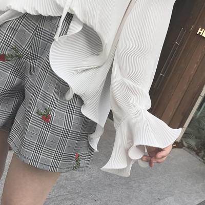 独家显腿细定制刺绣复古格纹短裤