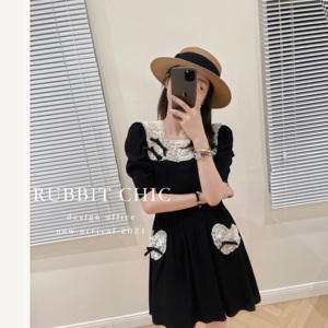 Rubbitchic夏季女装新品气质减龄收腰泡泡袖蕾丝蝴蝶结连衣裙
