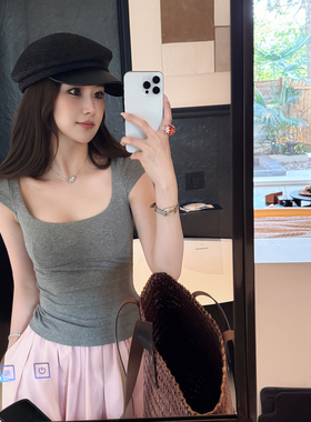 RUBBIT夏日新品 极简风法式小方领上衣 气质修身显瘦露锁骨T恤