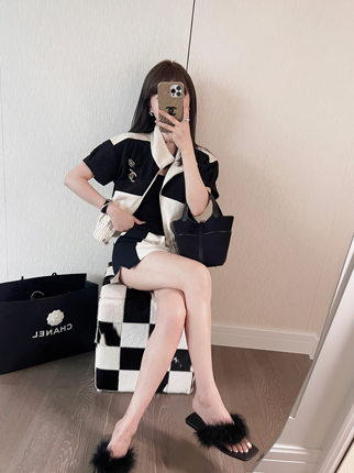 兔兔VIP店春夏季新品 很赞的私服短袖外套+高腰半裙短裙 套装