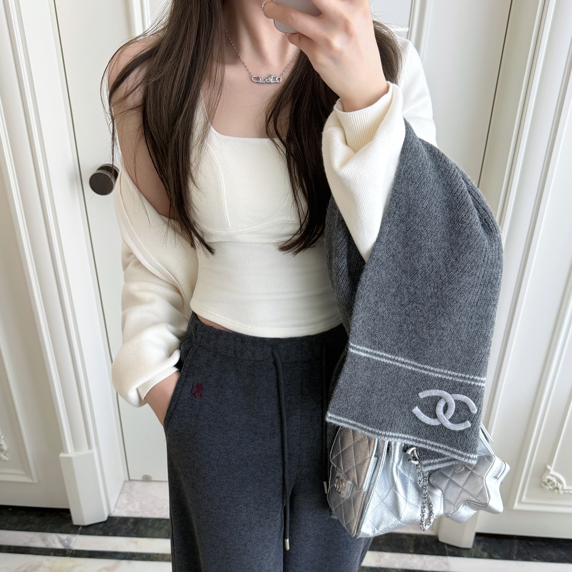 RUBBIT迷人曲线 显瘦漫画背心 温暖磨毛自带胸垫省心磨毛吊带