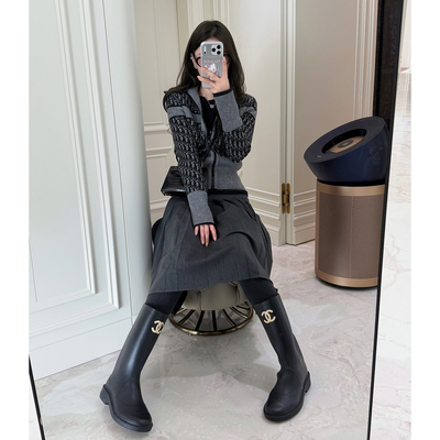 气质灵动赫本中长款百褶裙