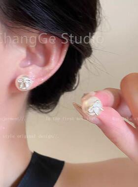 ChangGe Studio 轻奢珍珠蝴蝶结耳钉女款法式复古甜美耳环ins小众