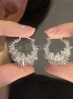 ChangGe Studio 个性独特缠绕镂空圆圈耳扣简约时尚冷淡风高级感