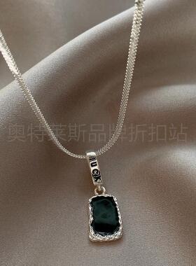 奥特莱斯品牌折扣店撤柜清仓捡漏冷淡风个性LUCK双面项链网红同款