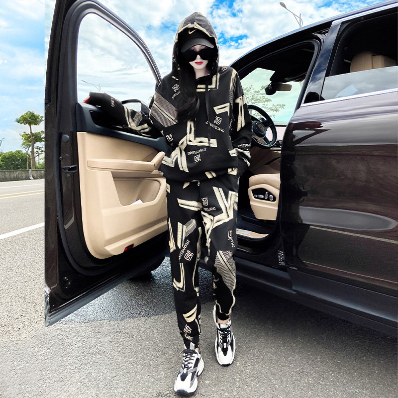 여성용 캐주얼 스포츠 슈트 패셔너블한 순면 하이엔드 트렌디 브랜드 봄 에이징 슬리밍 스웨트셔츠 투피스 세트