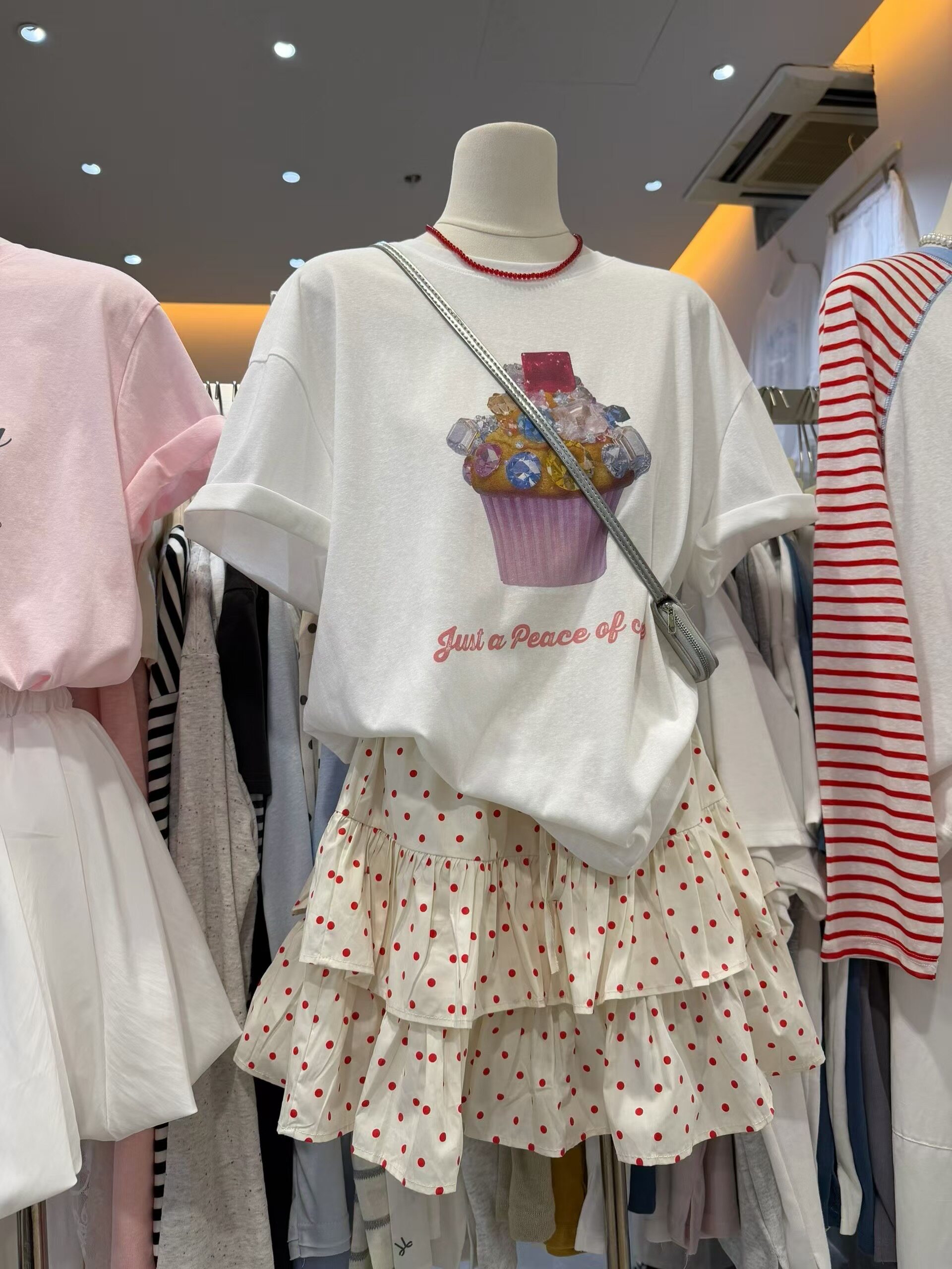 卡通韩代宝石蛋糕T恤女2026夏季时尚上衣洋气减龄大版设计感短袖
