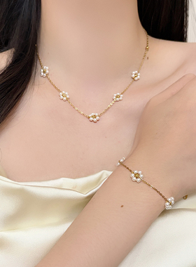 珍珠花朵锁骨链女2026新款