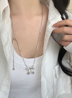 2025新款蝴蝶结吊坠项链女小众设计抽拉可调节毛衣链百搭配饰品