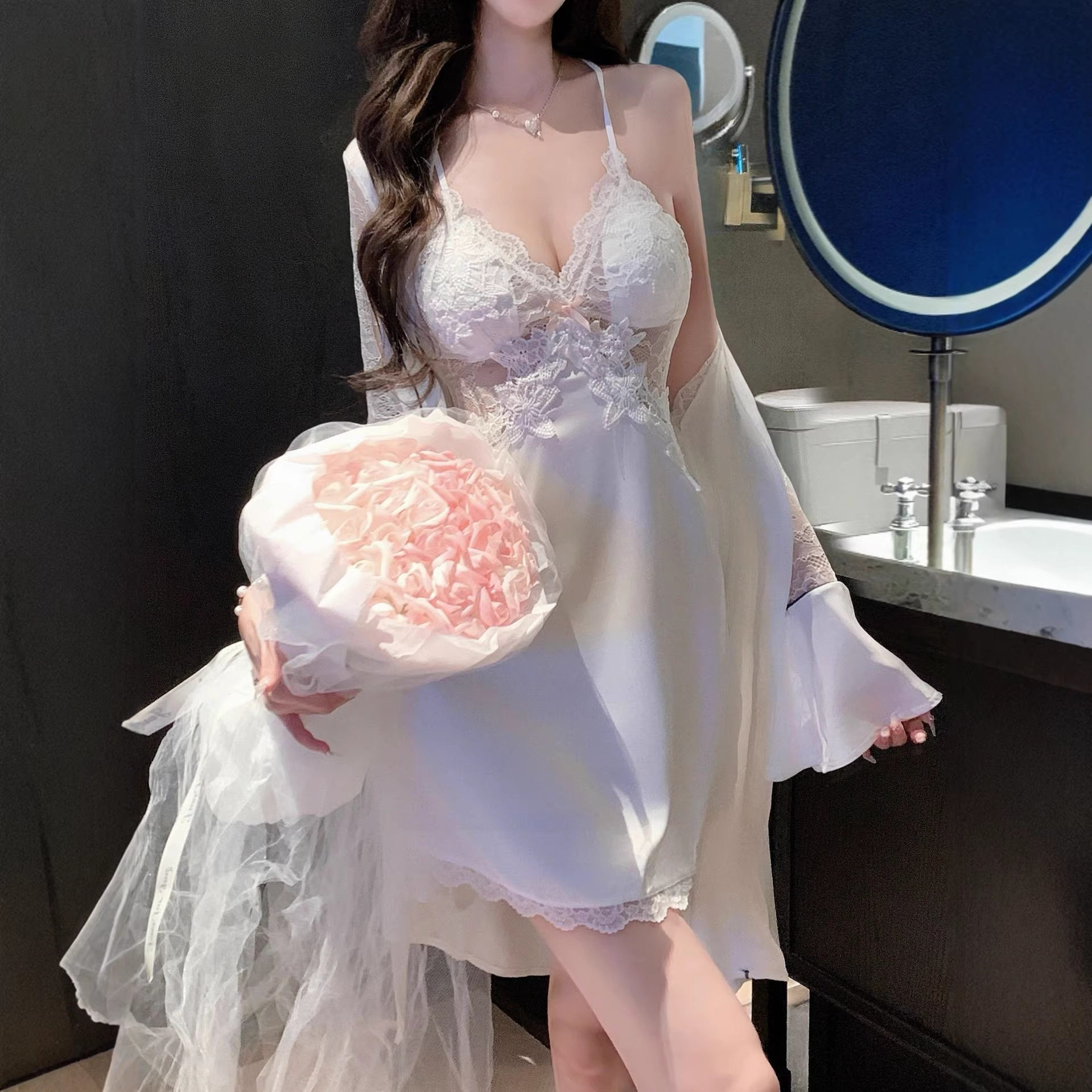 带胸垫吊带睡裙女睡衣冰丝性感大码蕾丝秋冬款裙子情趣新款家居服