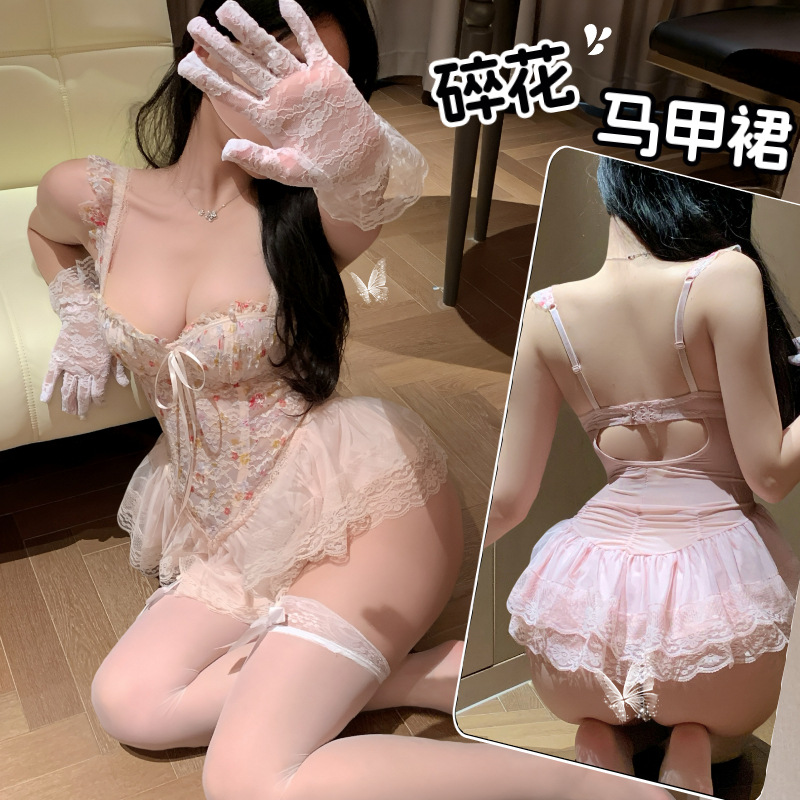 小碎花性感吊带睡衣聚拢女胸垫甜美连衣裙纯欲风少女蕾丝睡裙诱惑