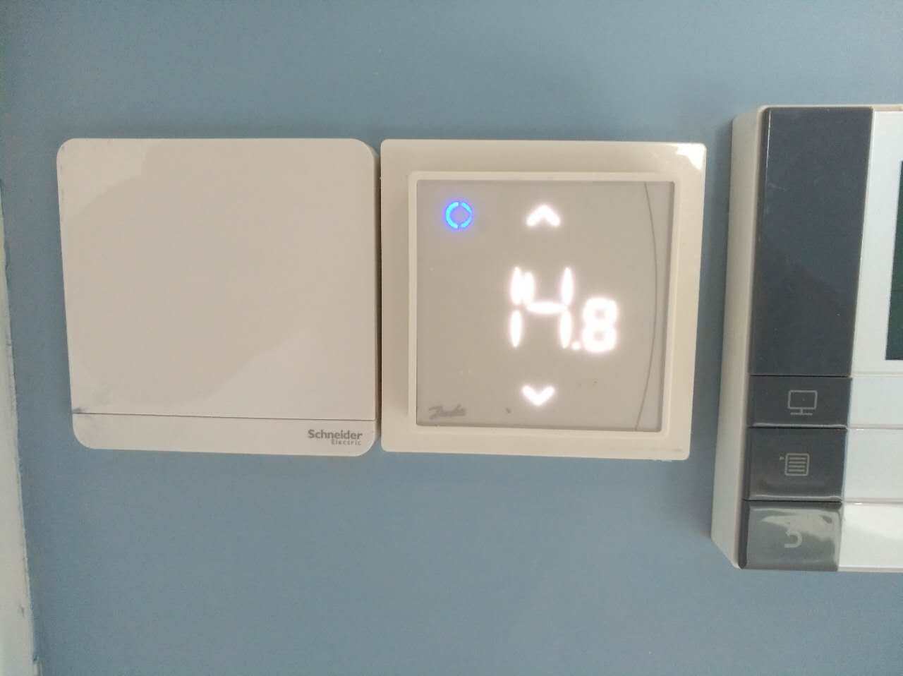 Original import quality goods Danfoss thermostat mobile phone APP wifi control Electric heating liquid crystal switchin the Whole house custom , Warm/Radiator/Radiator , Low-temperature electric radiant floor heating system , Thermostat  category - from Buy2taobao.com to provide professional Taobao agent buy service