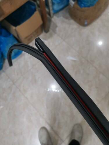 国雨无骨胶条前窗特殊胶条