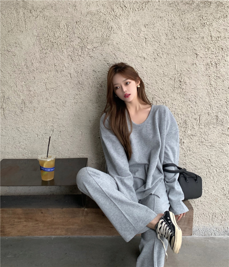 Real price V-neck casual split top casual wide leg pants sports thickening suit for women