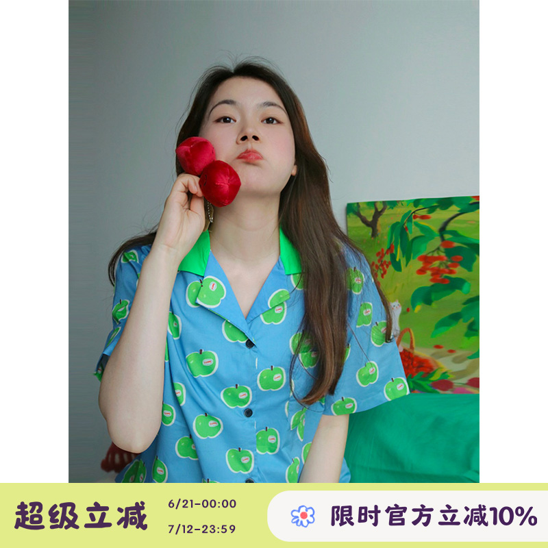 超显白的克莱因蓝苹果短袖睡衣吖