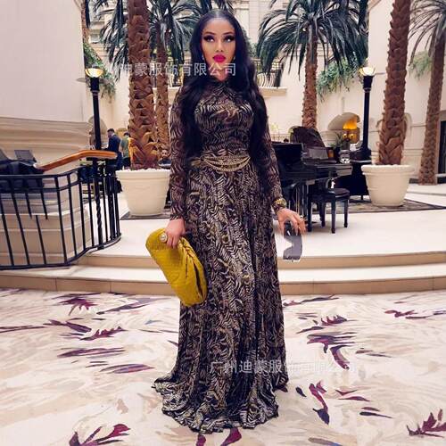 Women's long robe, formal dress, pleated long skirt