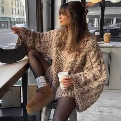 Knitted pullover sweater for lazy women with round neck