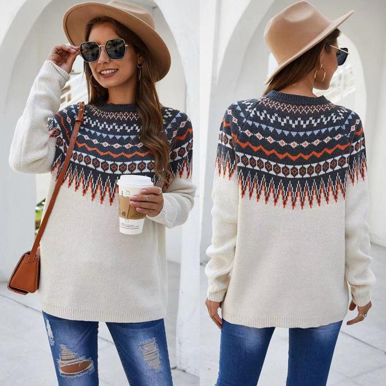 Long sleeved patterned sweater for women