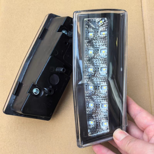 适用三一重卡配件 江山版防雾灯前雾灯总成全LED白光雾灯位置灯