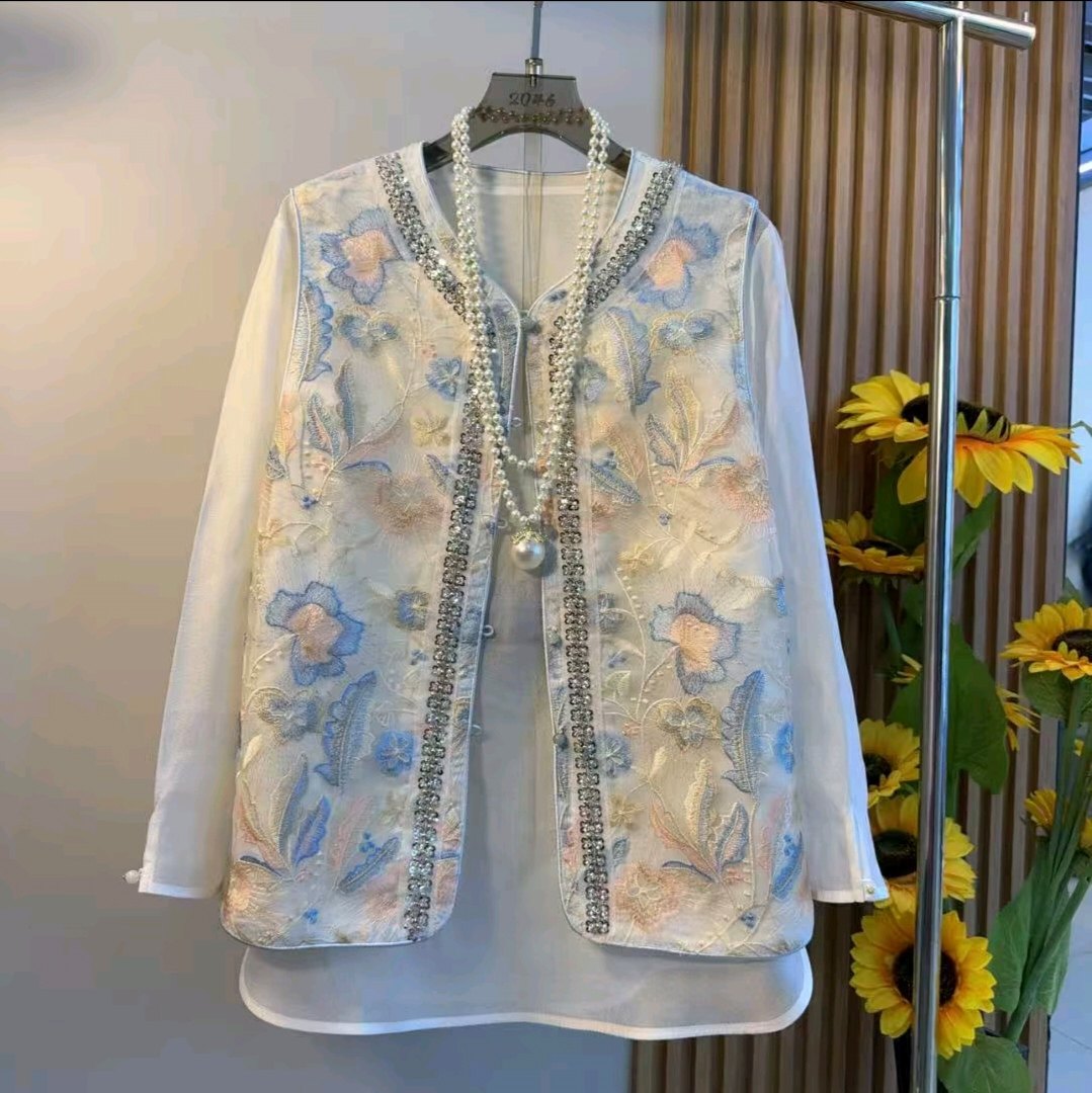 新中式大码女装2025春夏款国风洋气刺绣马甲打底衫遮肉显瘦两件套,女装/女士精品,大码套装,淘宝优惠券,粉丝福利购,淘宝优惠卷