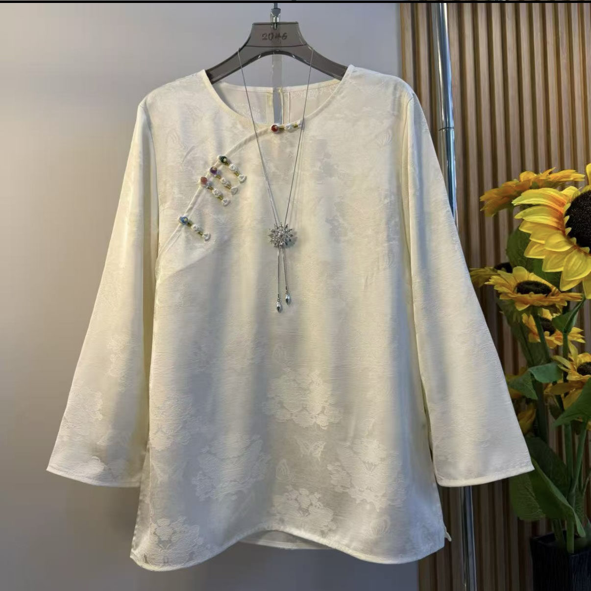 胖mm国风斜襟盘扣暗花气质打底衫