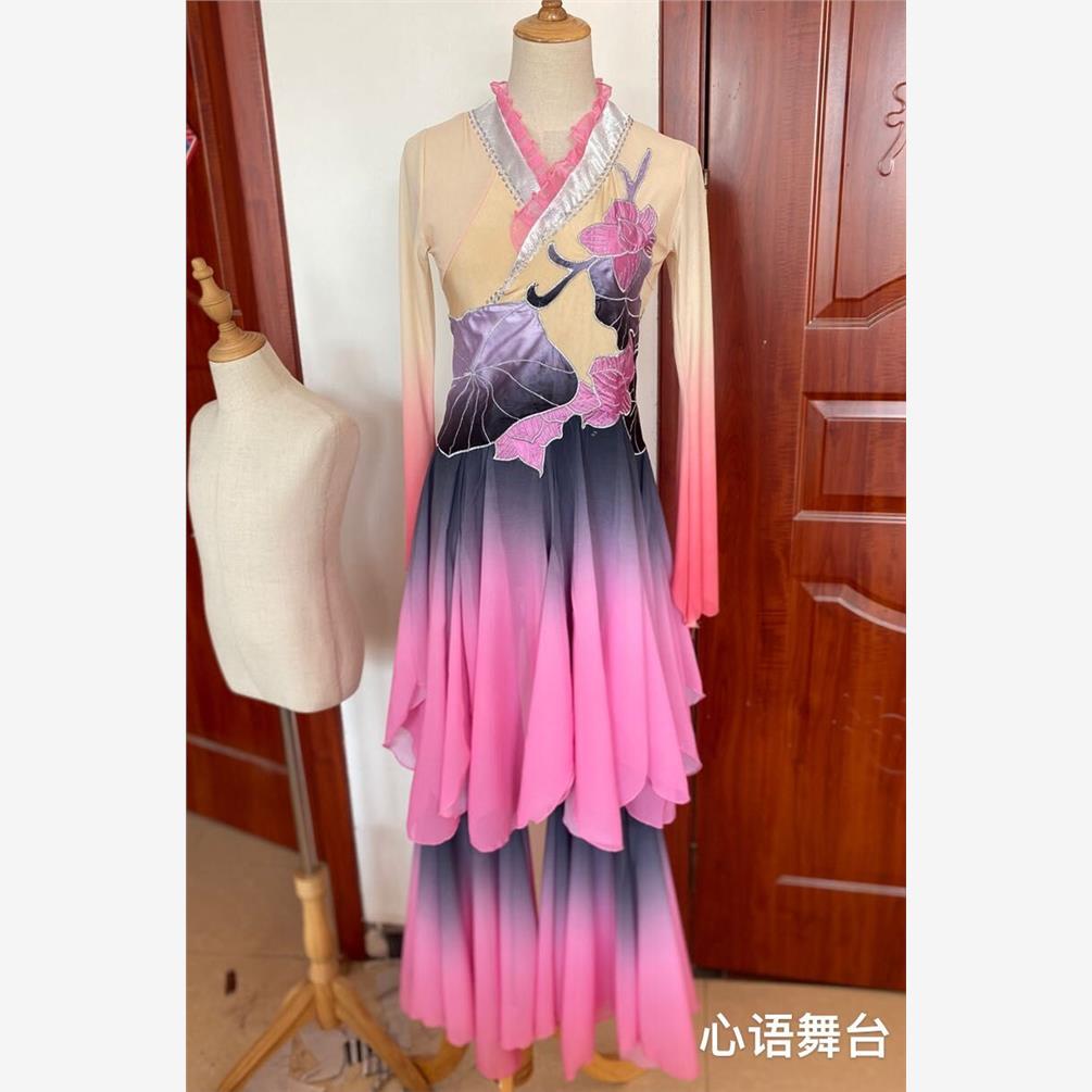 新款桃李杯古典舞爱莲说