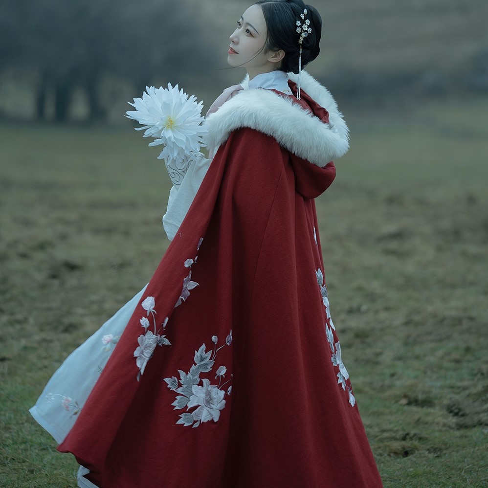 斗篷汉服女毛领长款加厚长袄外套