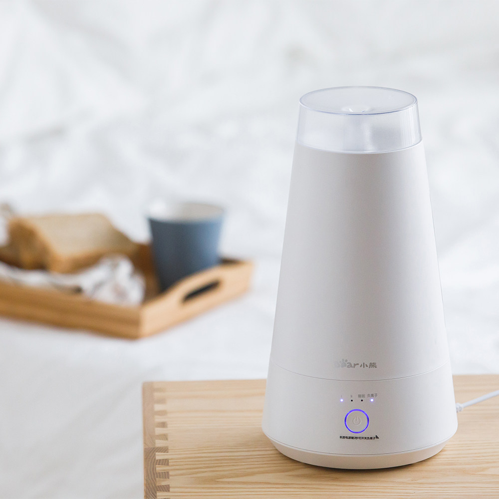 小熊空气加湿器家用静音卧室喷雾化婴儿空调净化器小型迷你香薰机