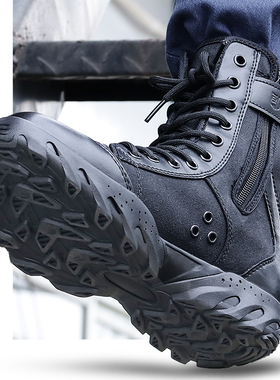 新款作战靴男士高帮登山超轻快反靴安检轻便战术靴黑色保安训练鞋