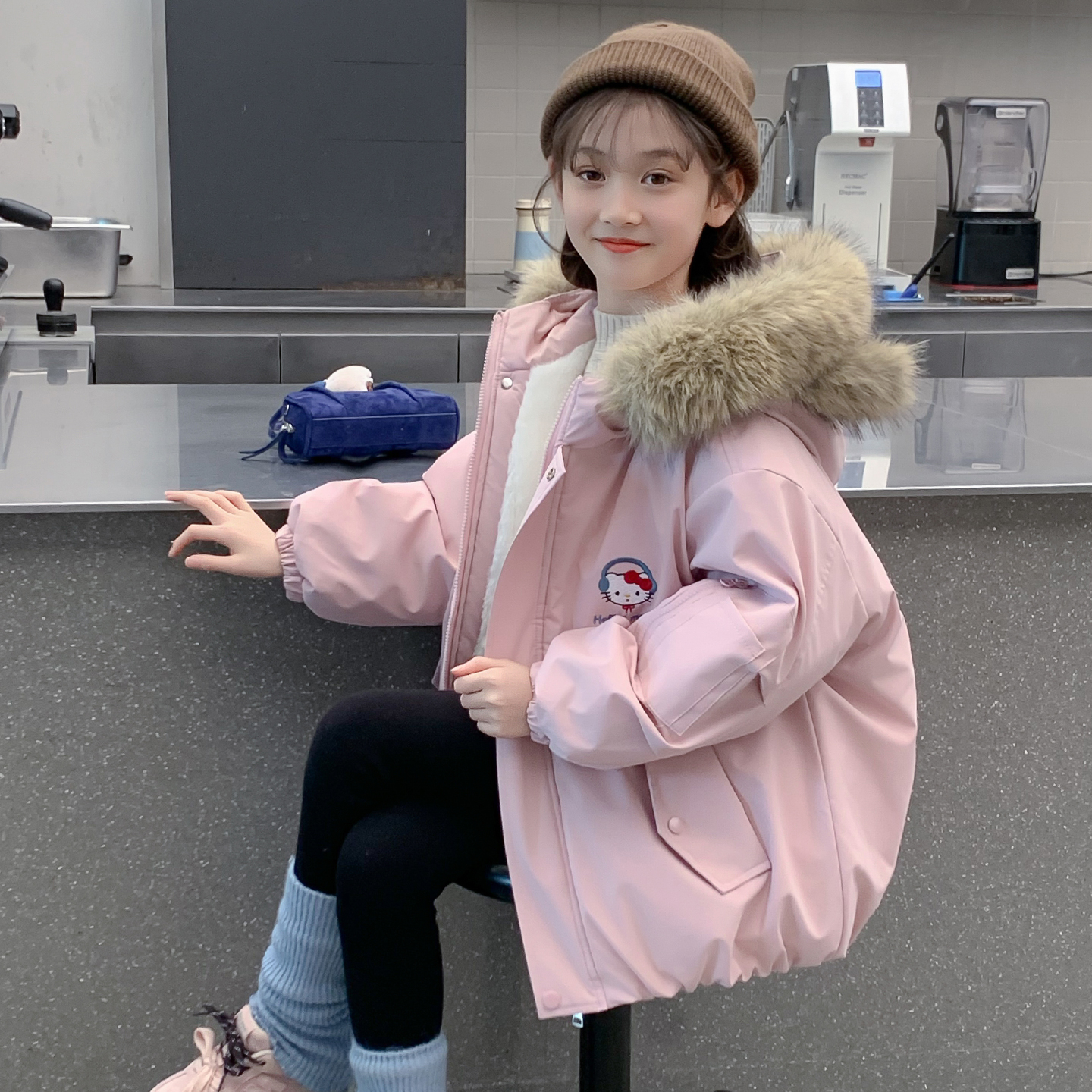 女童棉服冬装2025新款儿童网红洋气好看爆款外套女孩冬季羽绒棉袄