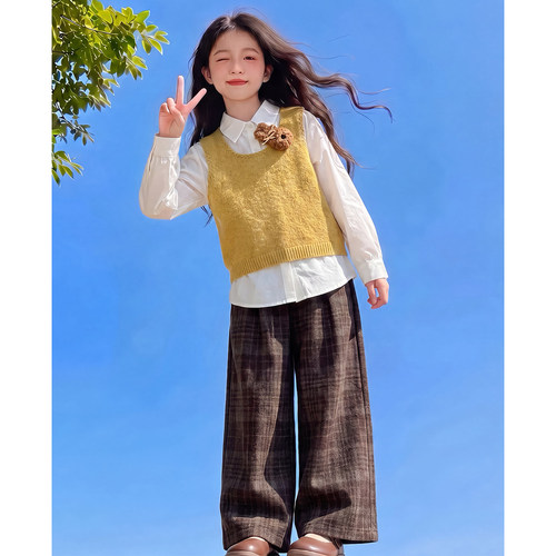 女童秋装套装2026新款儿童网红洋气时髦休闲女孩春秋款时尚三件套