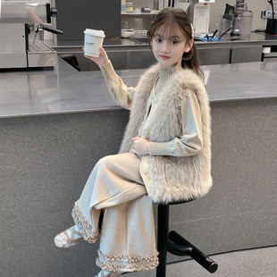 女童套装2026新款秋冬款儿童网红洋气小香风加绒冬装女孩三件套厚