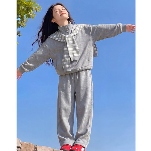 女童秋装套装2026新款儿童时髦网红炸街圆领两件套女孩春秋款衣服