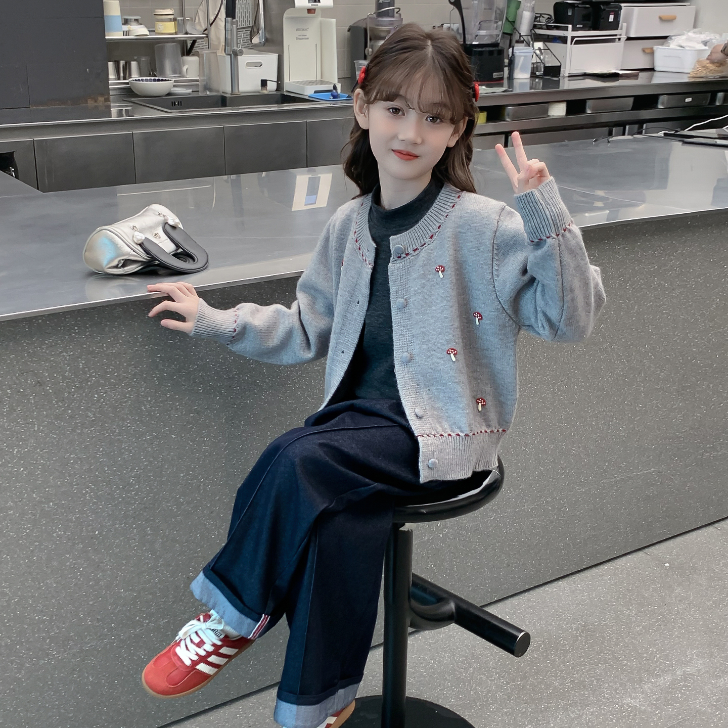 女童秋套装2025新款儿童网红洋气时髦外套女孩春秋款童装三件套潮