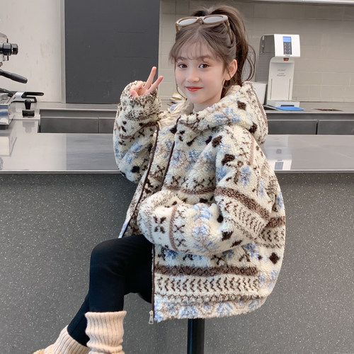女童冬装外套2025新款儿童网红洋气夹棉加厚毛毛衣女孩爆款棉服潮