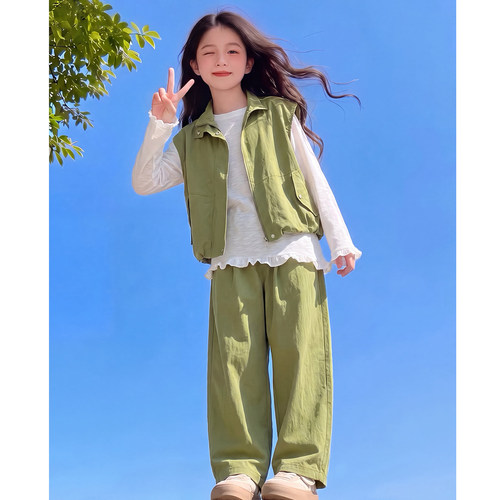 女童秋装套装2026新款儿童时髦洋气韩版工装三件套女孩春秋款衣服