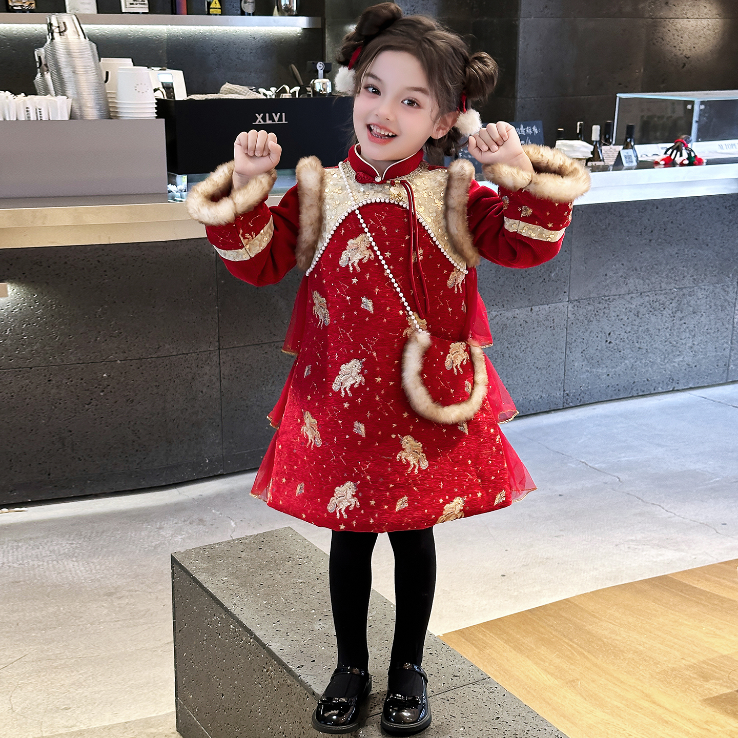 汉服女童冬装2025新款儿童拜年服洋气国风旗袍连衣裙女孩冬季裙子