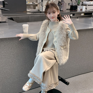 女童秋冬套装2026新款儿童冬装网红洋气加绒加厚小香风女孩三件套