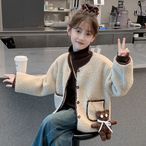 女童外套2026新款秋冬款儿童网红洋气时髦加厚羊羔毛女孩冬装上衣