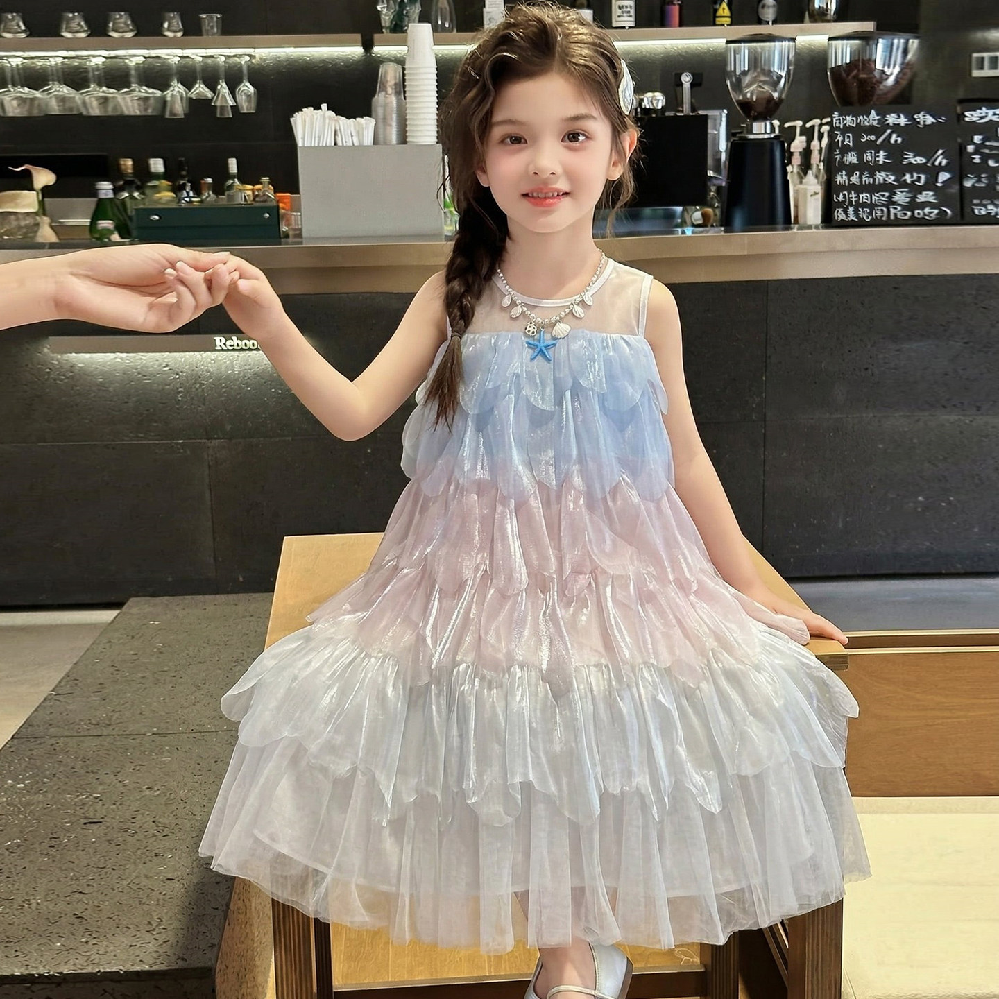 女童连衣裙夏季2026新款儿童超好看无袖薄款公主裙小女孩夏装裙子